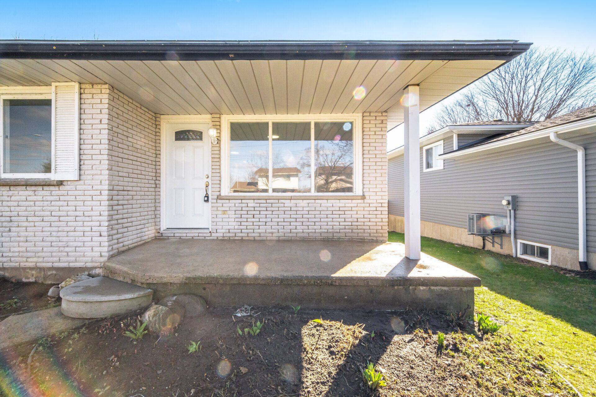 680 Raglan ST, Minto, ON N0G 2P0