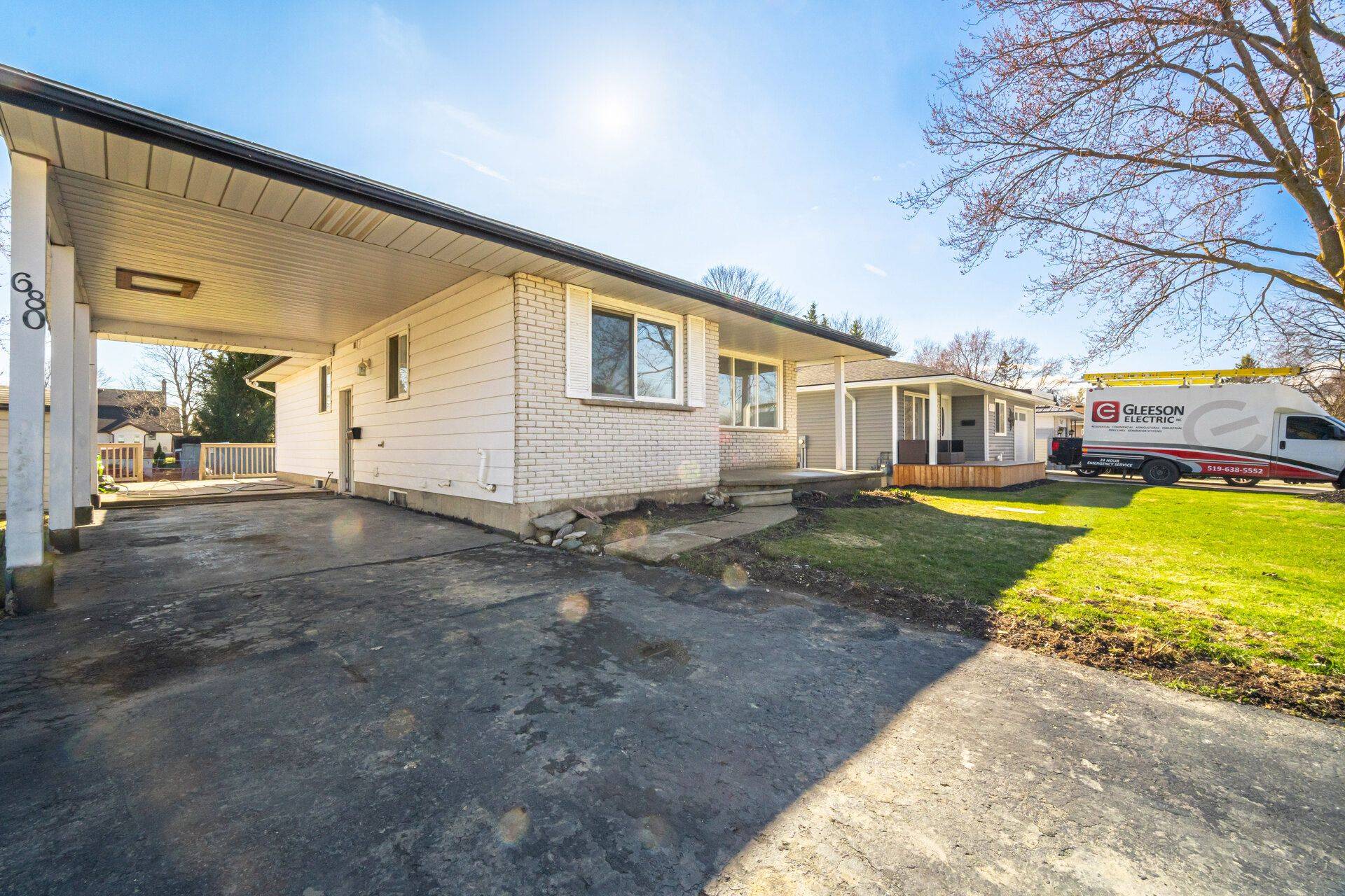 680 Raglan ST, Minto, ON N0G 2P0