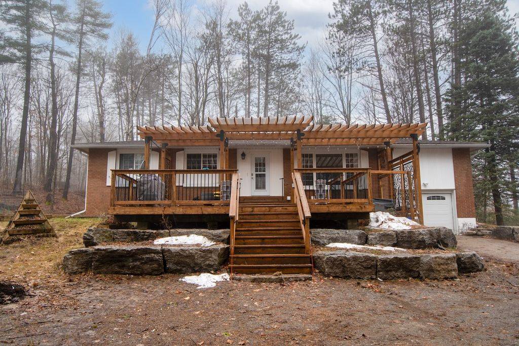 78 McFadden RD, North Kawartha, ON K0L 1A0