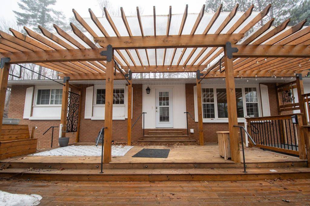 78 McFadden RD, North Kawartha, ON K0L 1A0