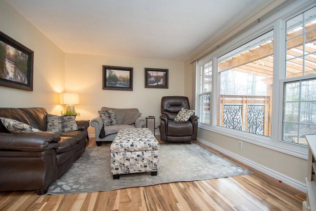 78 McFadden RD, North Kawartha, ON K0L 1A0