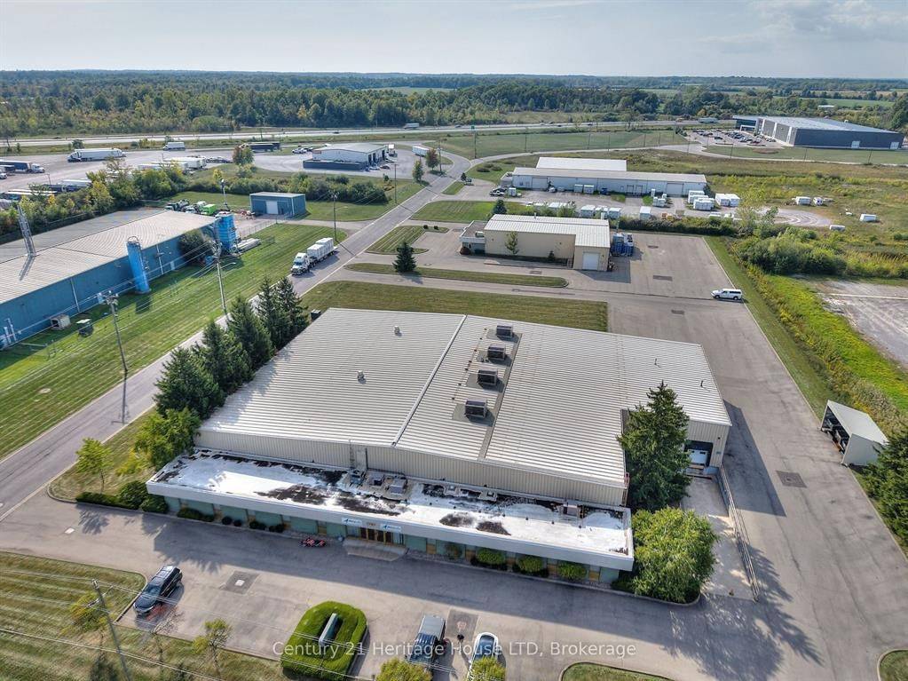 1767 Pettit RD, Fort Erie, ON L2A 5M4