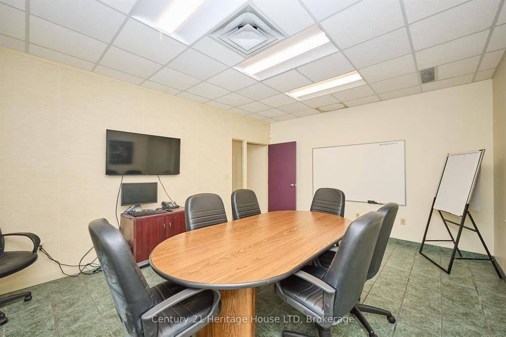 1767 Pettit RD, Fort Erie, ON L2A 5M4