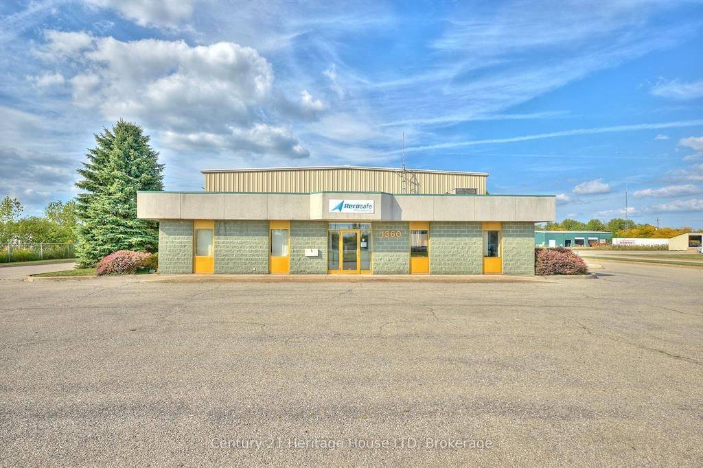 1360 Commerce Pkwy, Fort Erie, ON L2A 5M4