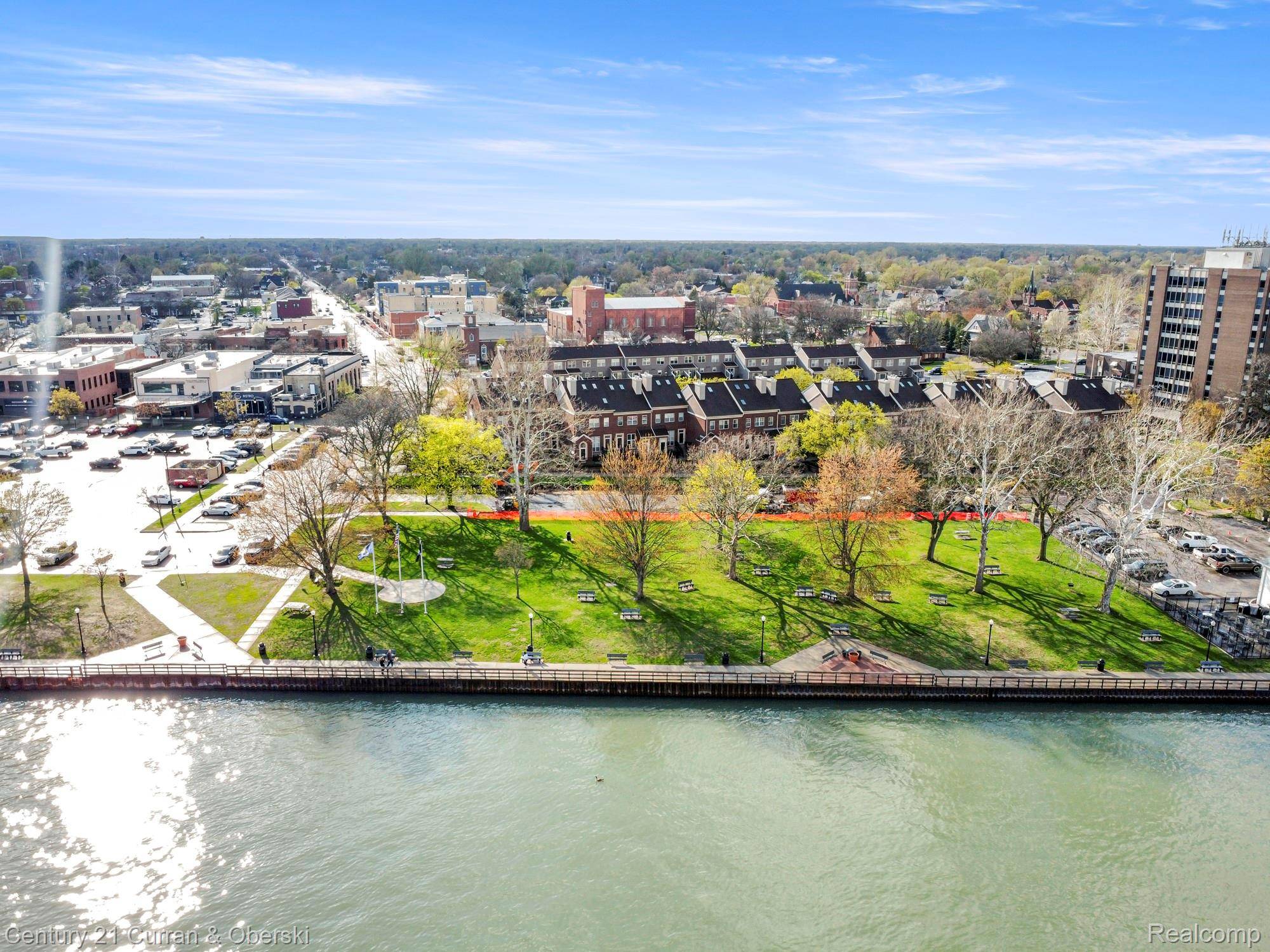 2868 Van Alstyne ST #22, Wyandotte, MI 48192