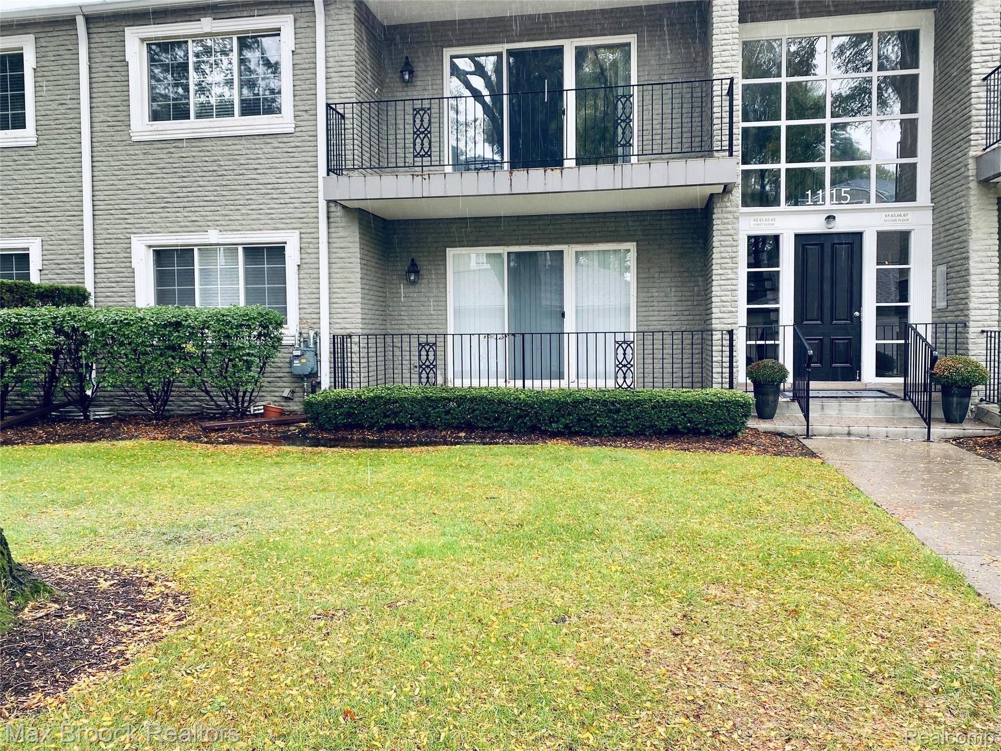 1115 N Old Woodward AVE #61, Birmingham, MI 48009