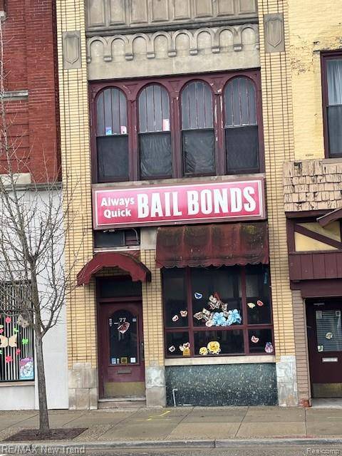 77 N Saginaw ST, Pontiac, MI 48342