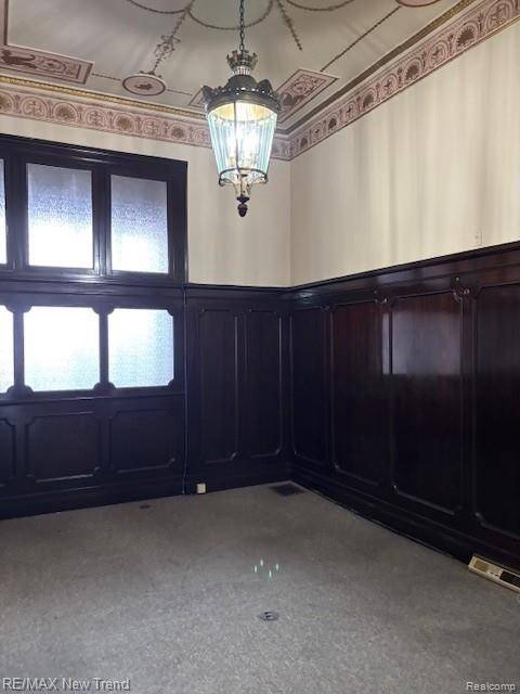 77 N Saginaw ST, Pontiac, MI 48342