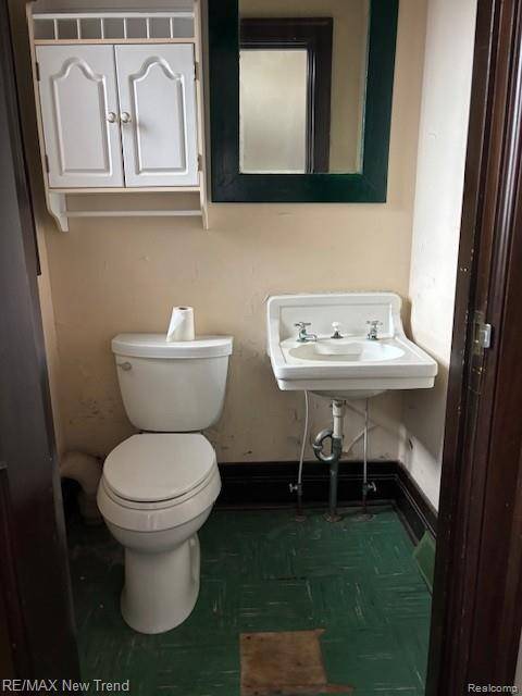 77 N Saginaw ST, Pontiac, MI 48342