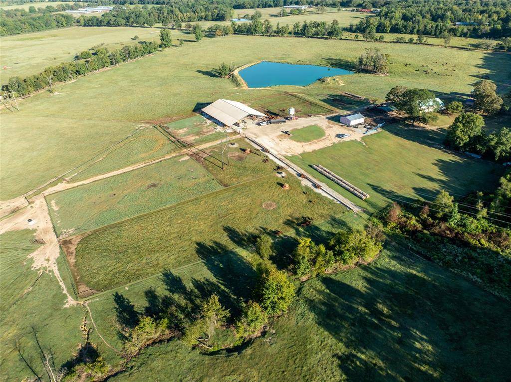 2661 Holly Creek Rd, Broken Bow, OK 74728