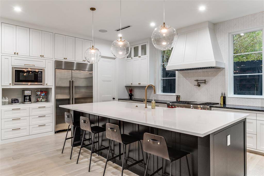 7610 Linwood Avenue, Dallas, TX 75209