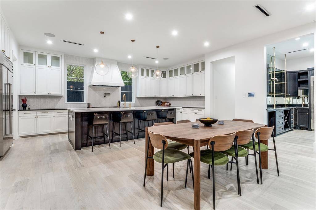 7610 Linwood Avenue, Dallas, TX 75209