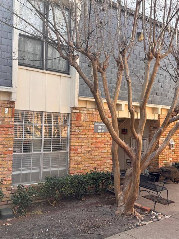 527 W Lookout Drive #223, Richardson, TX 75080