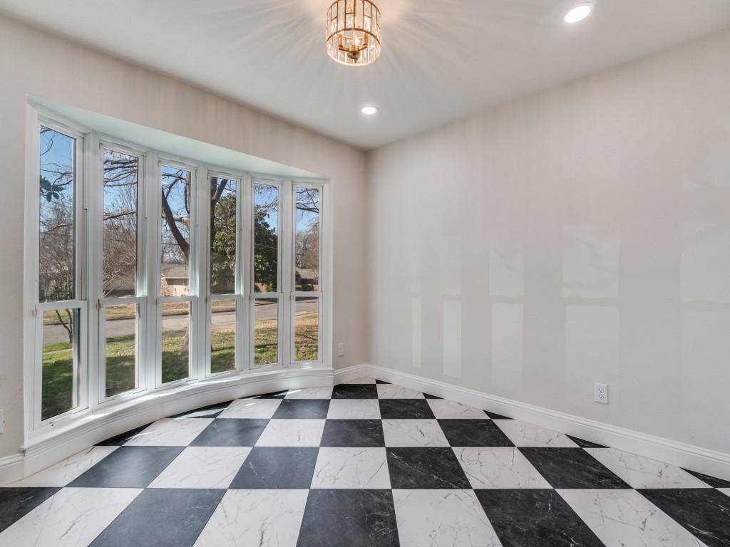 9008 Flicker Lane, Dallas, TX 75238