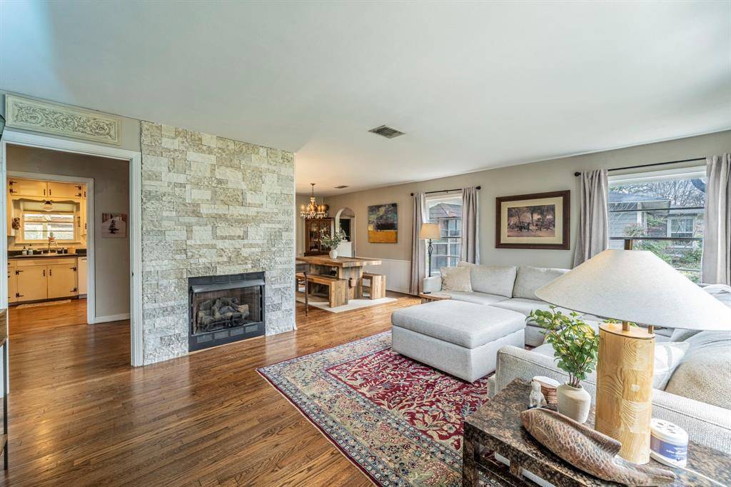 2107 Preston Place, Denton, TX 76209