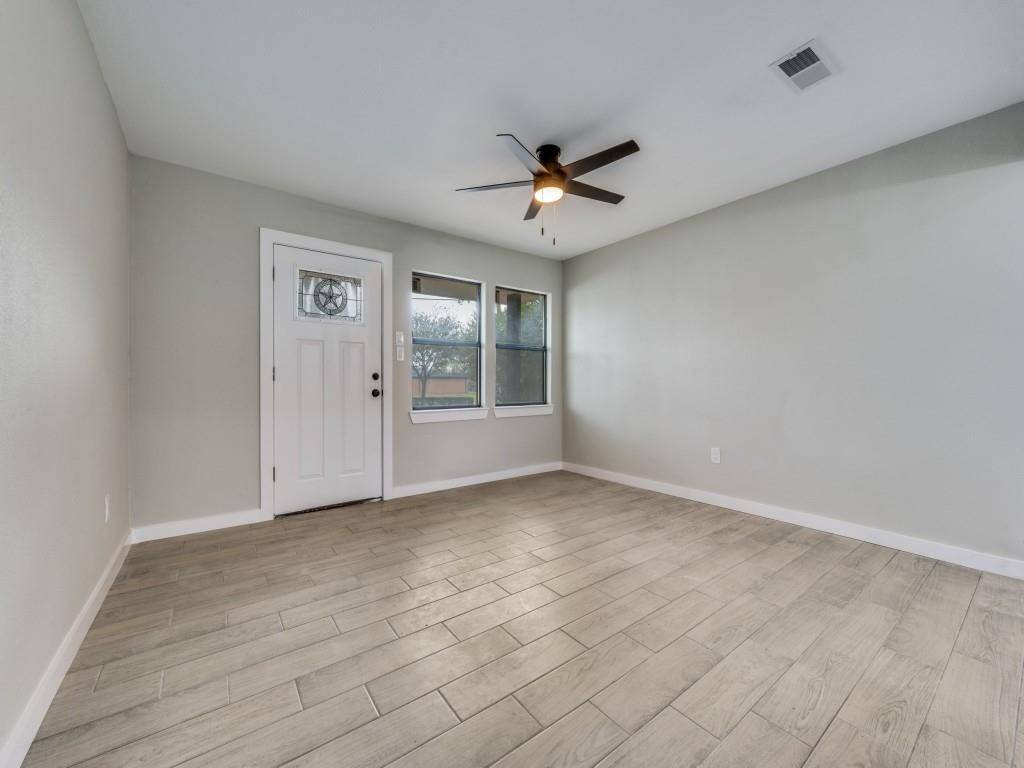 2619 Richland Avenue, Farmers Branch, TX 75234