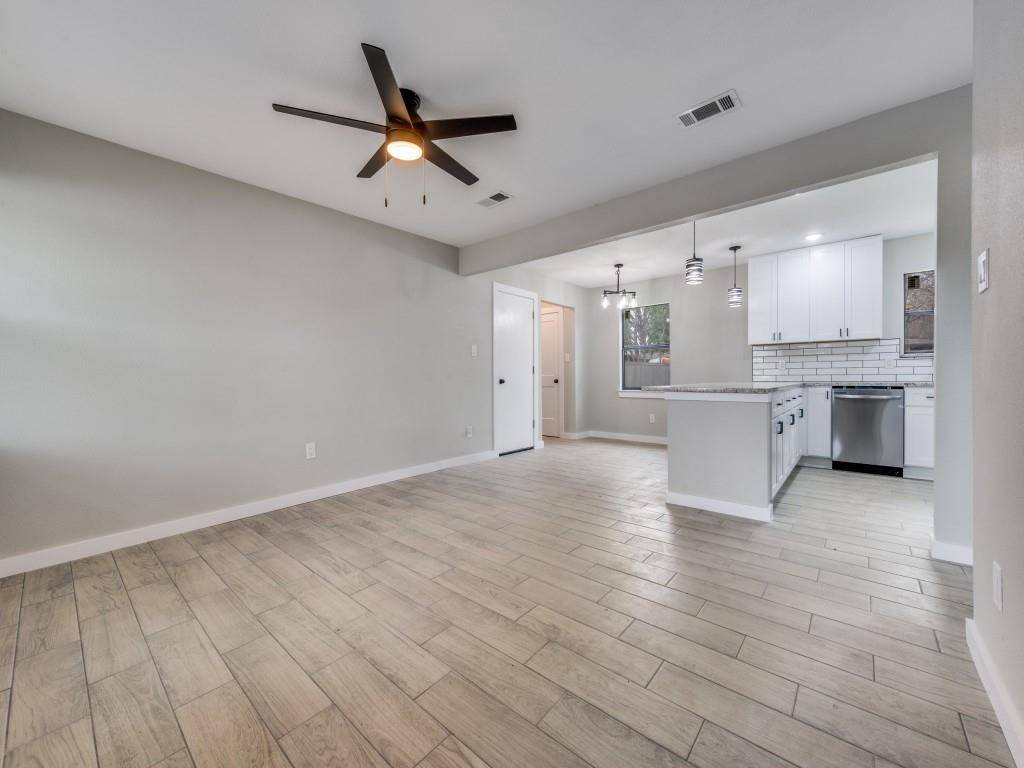 2619 Richland Avenue, Farmers Branch, TX 75234