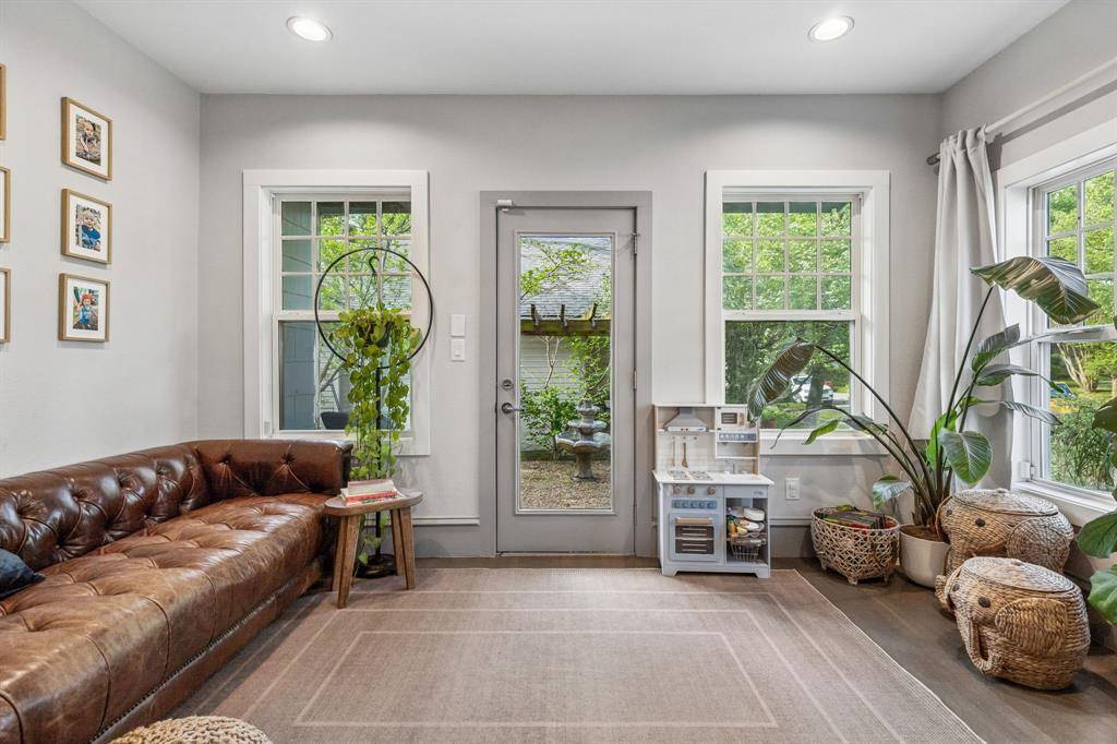 236 N Waverly Drive, Dallas, TX 75208