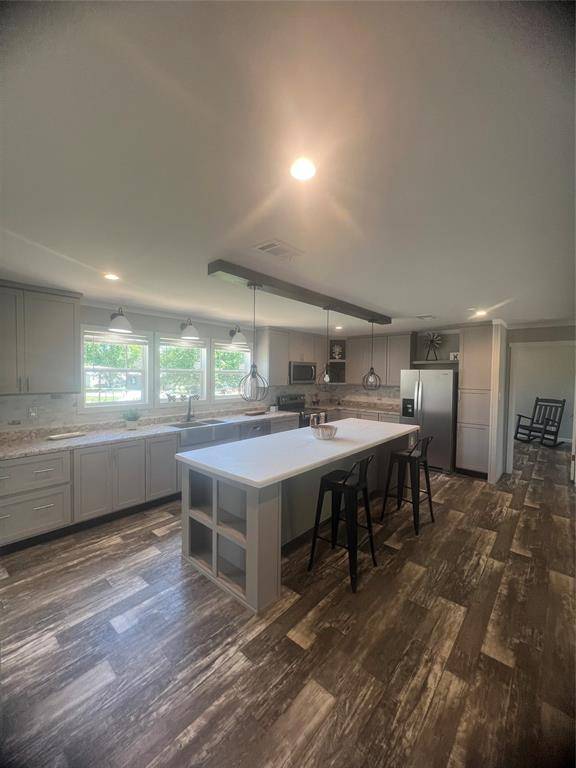 1313 Sheri Lane N, Pelican Bay, TX 76020