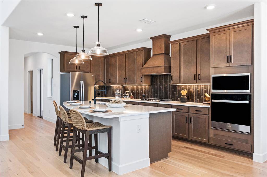 8716 Treeline Parkway, Justin, TX 76247