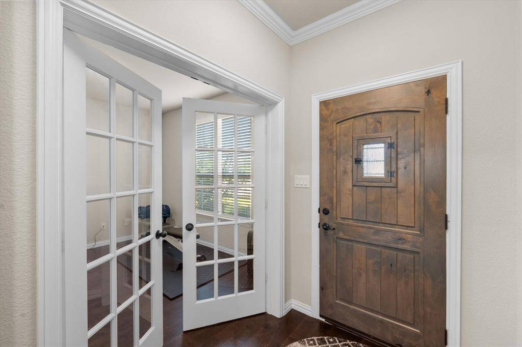 1732 Rio Secco Drive, Fort Worth, TX 76131