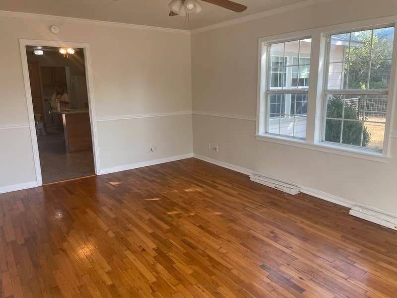 389 W Sloan Street, Stephenville, TX 76401