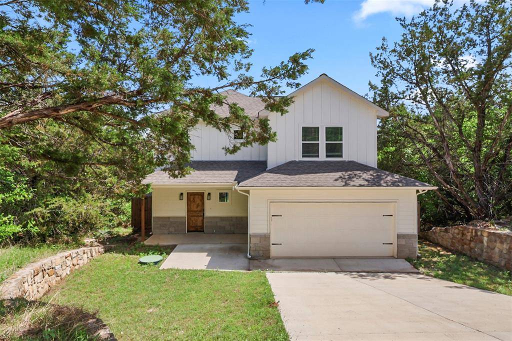 2625 Austin Drive, Granbury, TX 76048