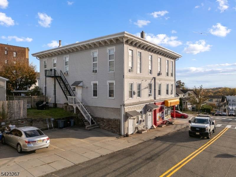 201 Boonton Ave, Boonton Town, NJ 07005