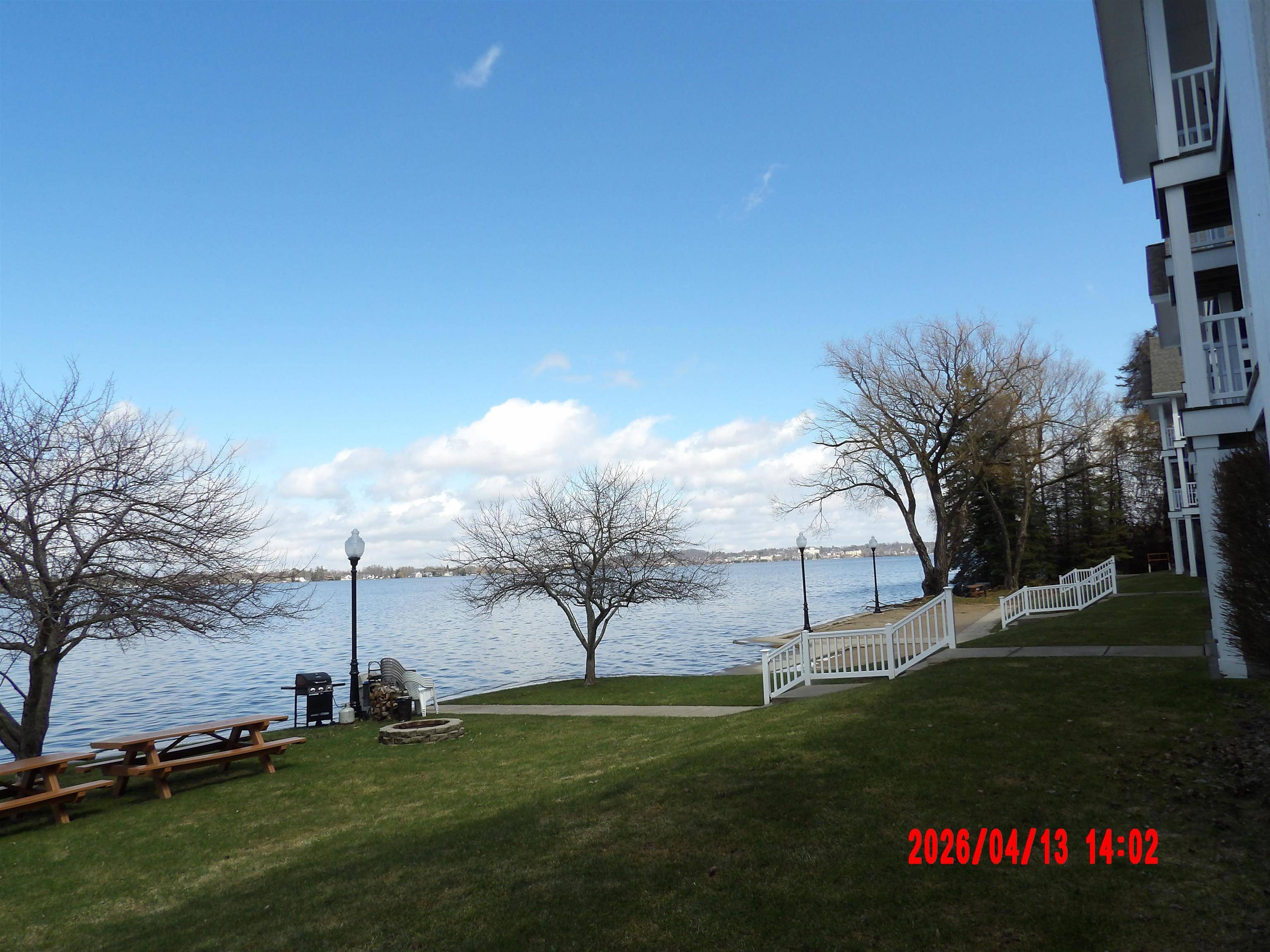 1246 Sunnyside DR, Cadillac, MI 49601