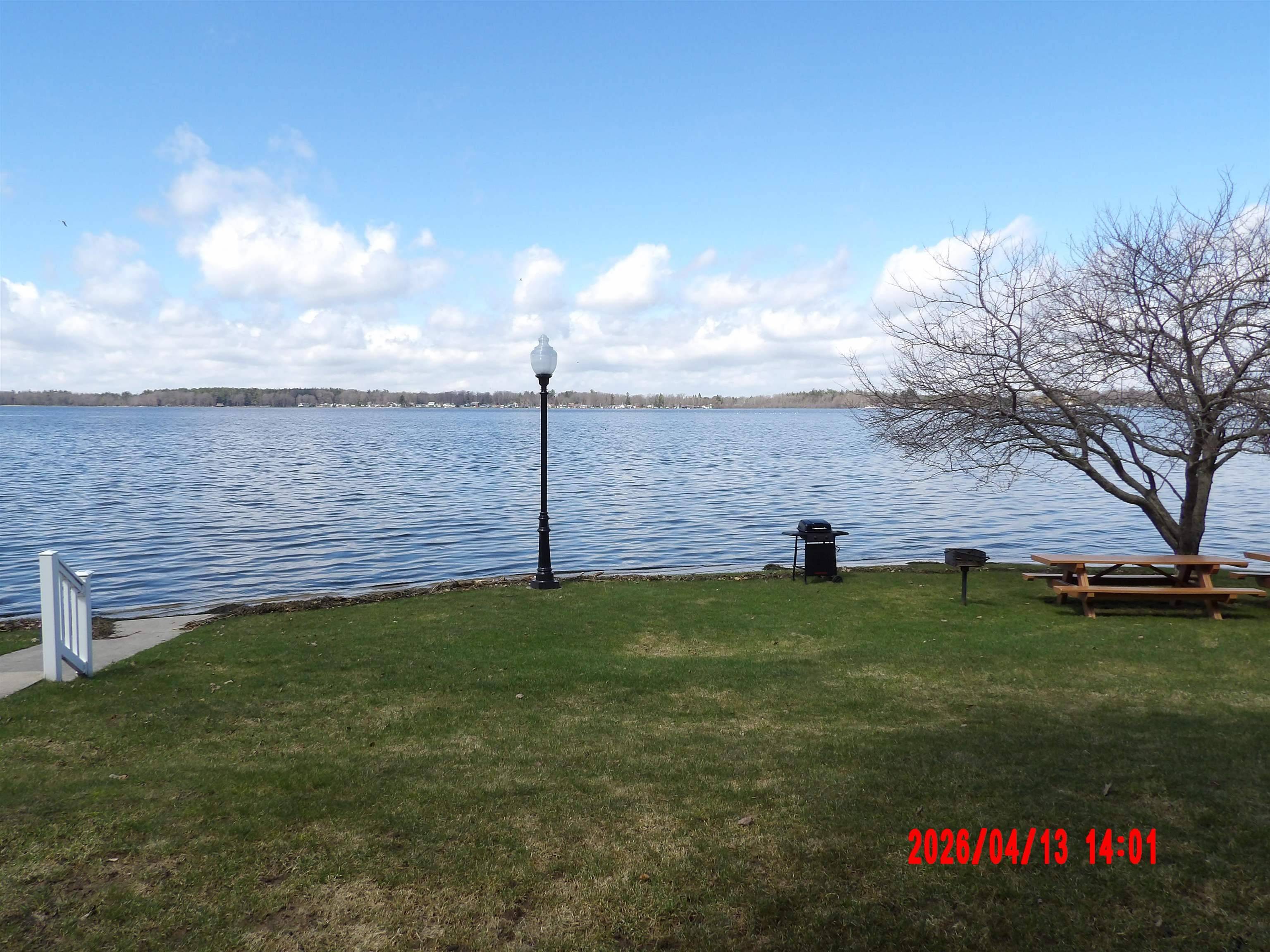 1246 Sunnyside DR, Cadillac, MI 49601