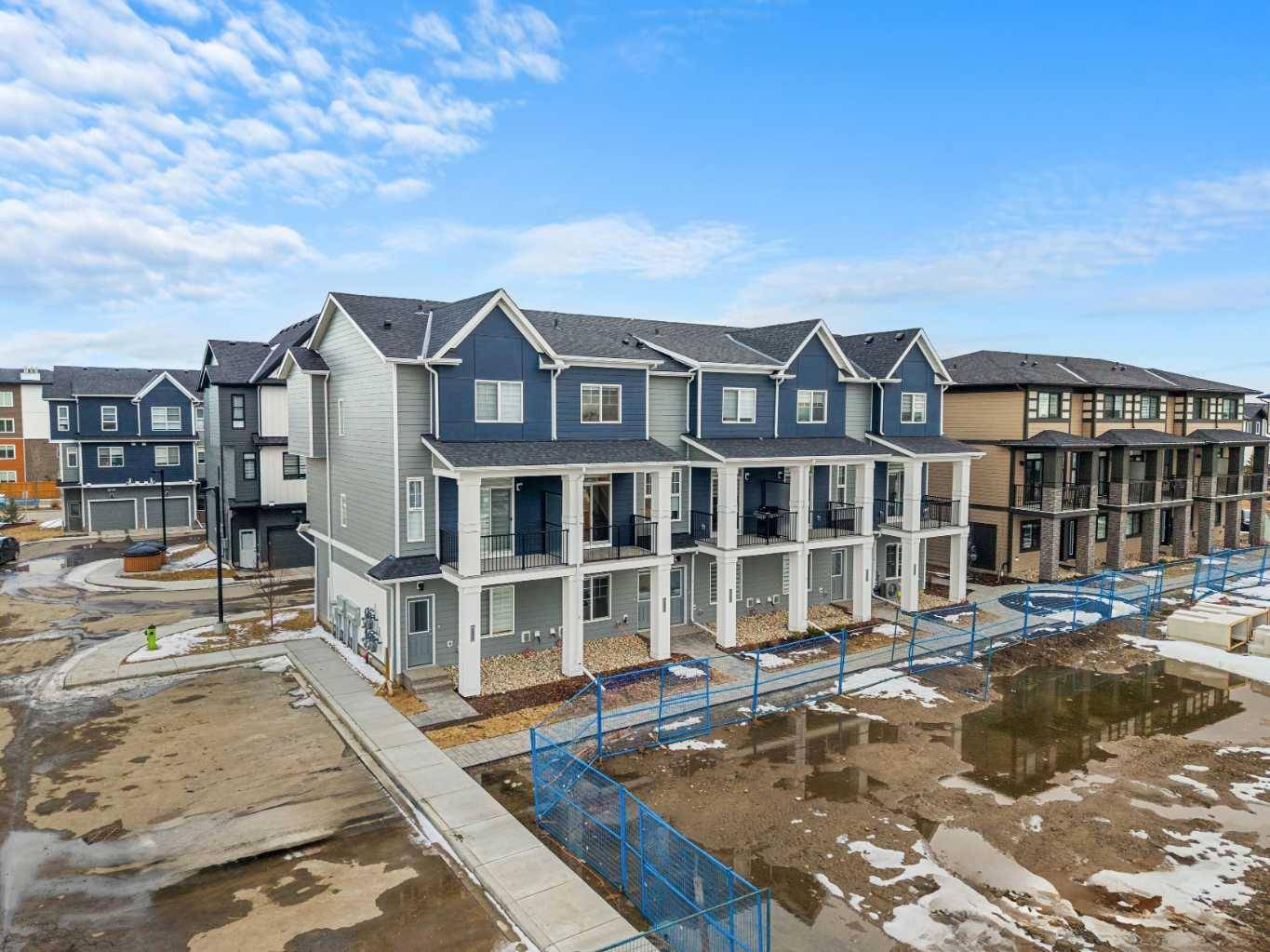 285 CHELSEA CT #132, Chestermere, AB T1X 2W7