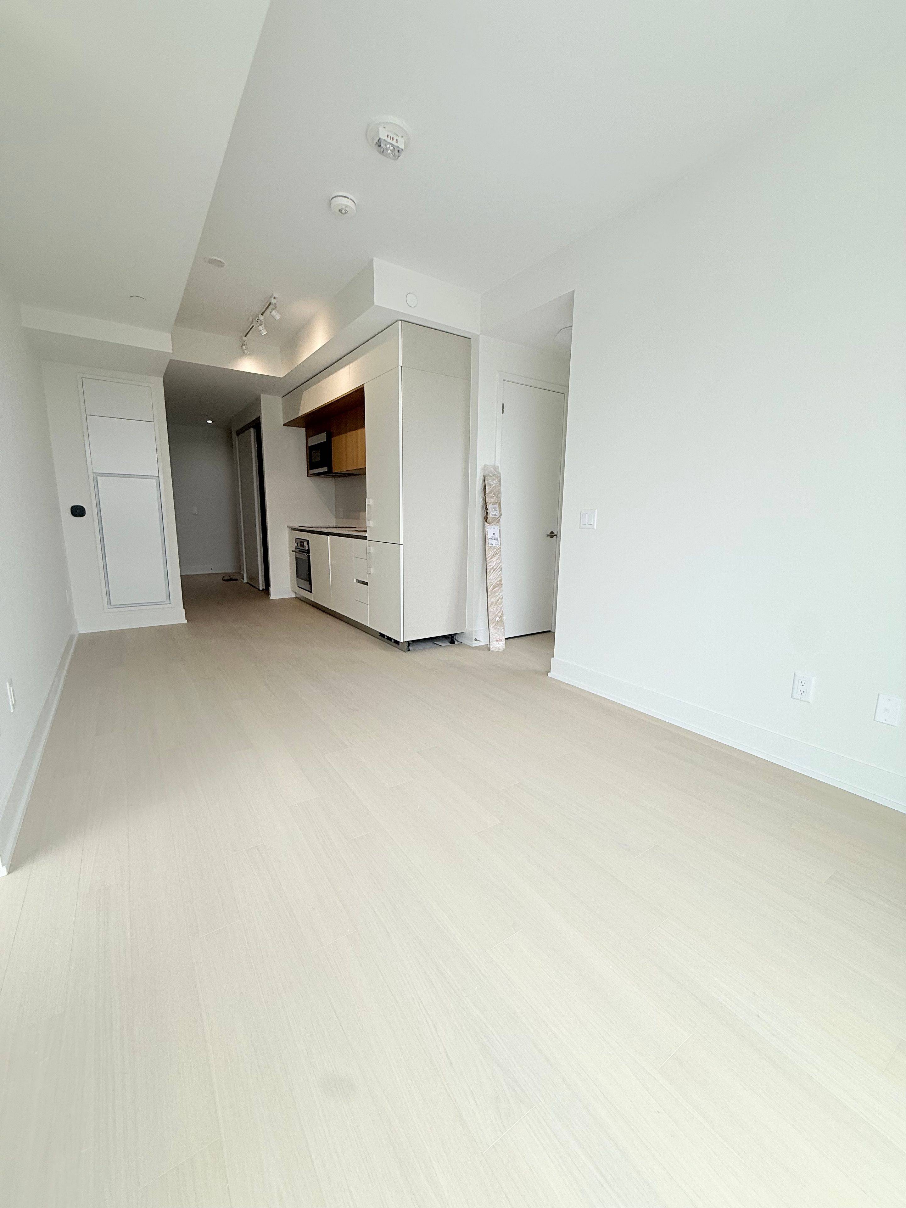 322 Dupont ST #709, Toronto C02, ON M5R 0E3