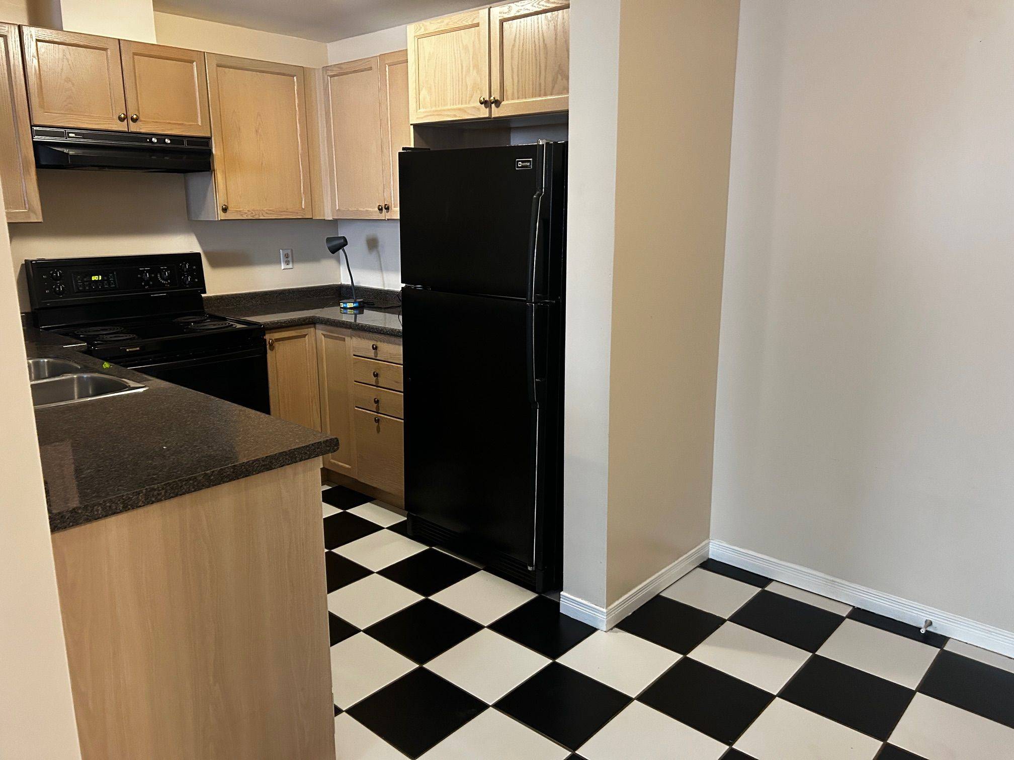 108 Finch AVE W #B19, Toronto C07, ON M2N 6W6