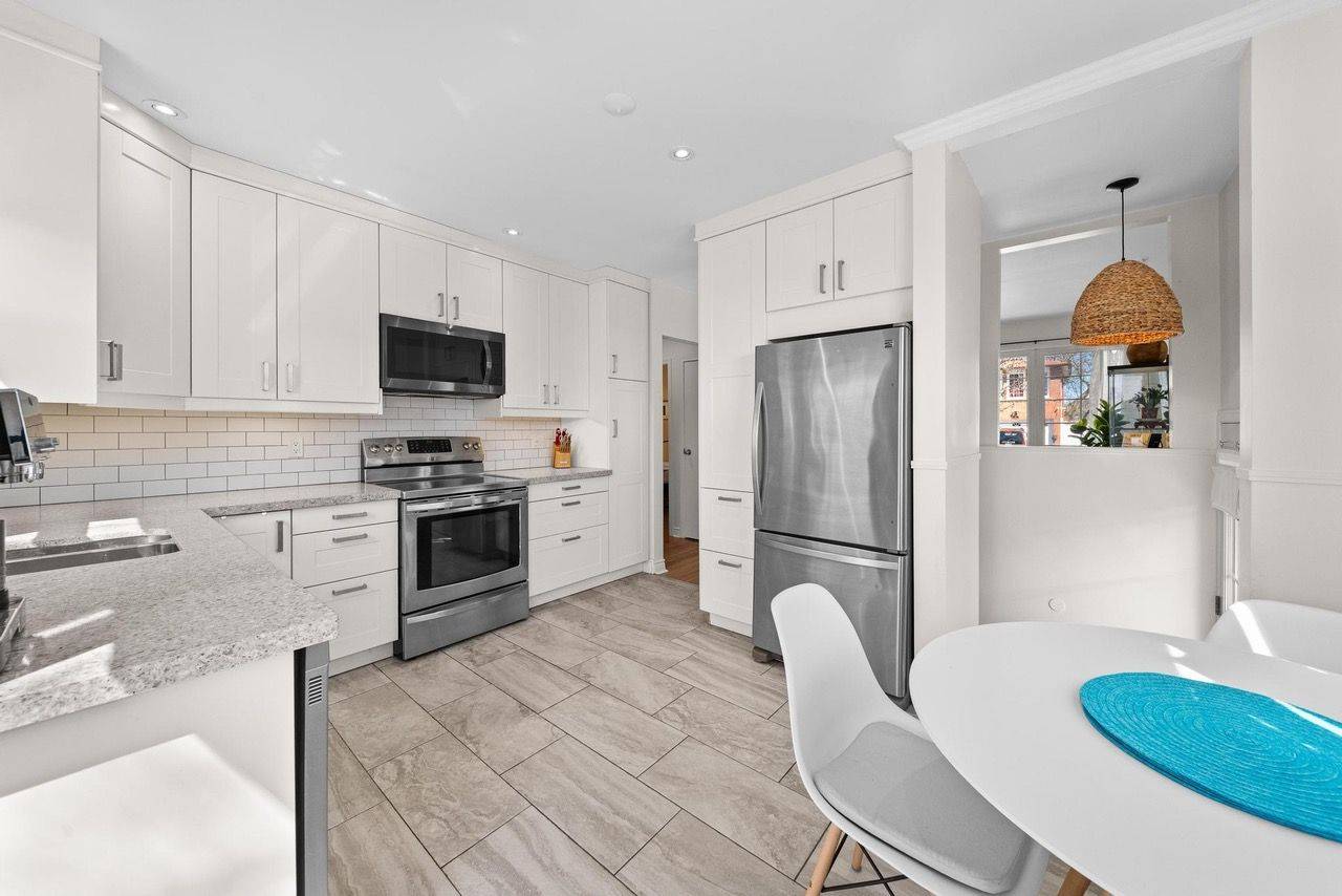 8 Wolcott AVE, Toronto E06, ON M1L 4K1