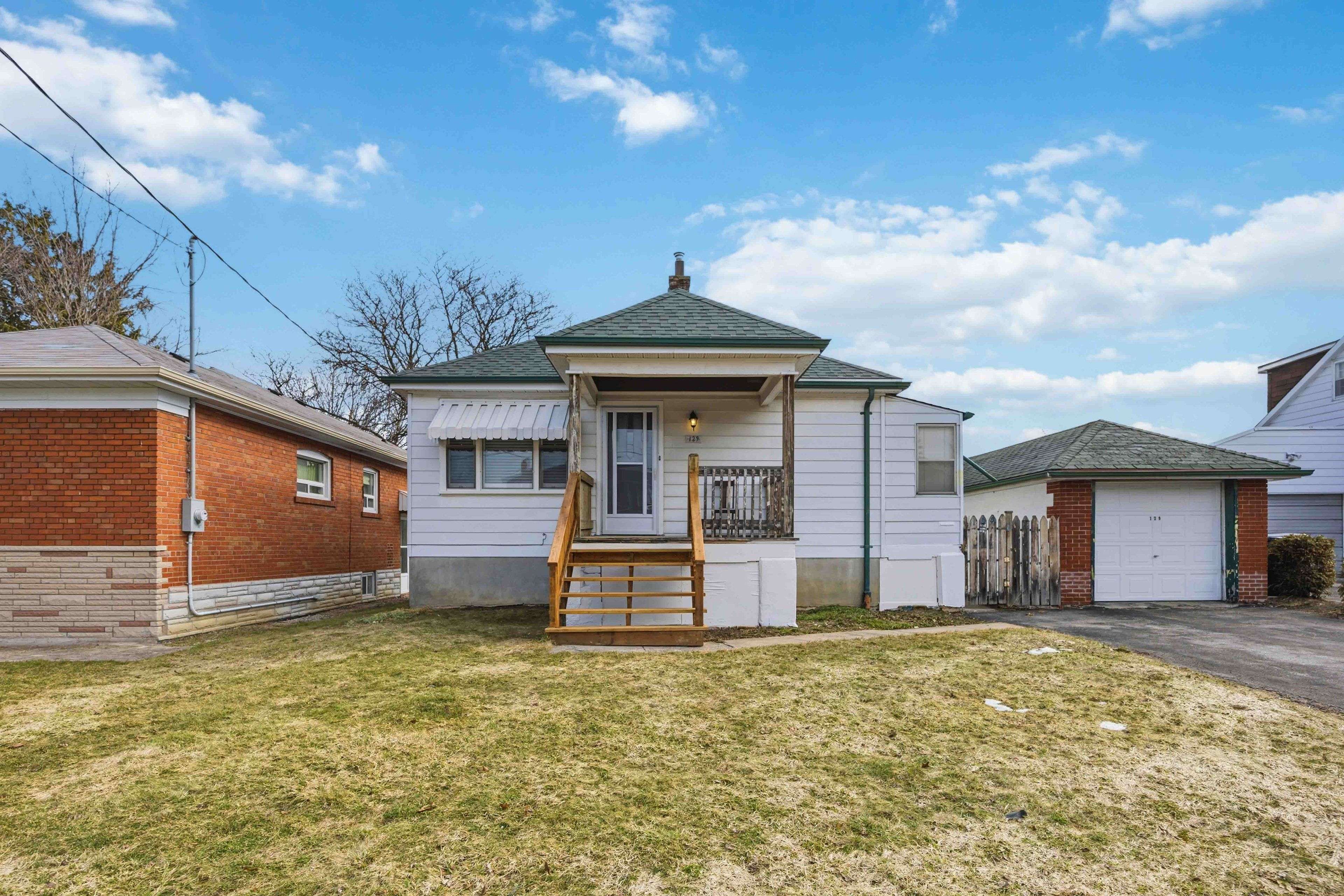 129 Brenda CRES, Toronto E04, ON M1K 3C8