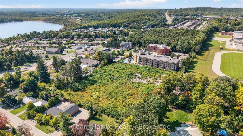 319 Gervais ST #1A, Midland, ON L4R 4C6