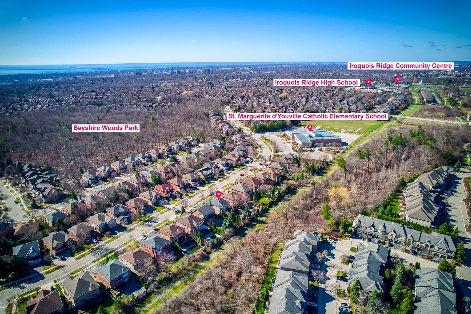 1403 BAYSHIRE DR, Oakville, ON L6H 6E8