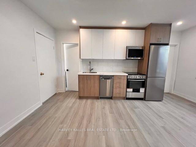 1982 Eglinton AVE W #2, Toronto W04, ON M6E 2J9