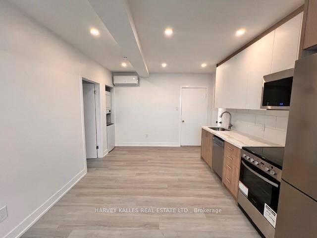 1982 Eglinton AVE W #2, Toronto W04, ON M6E 2J9