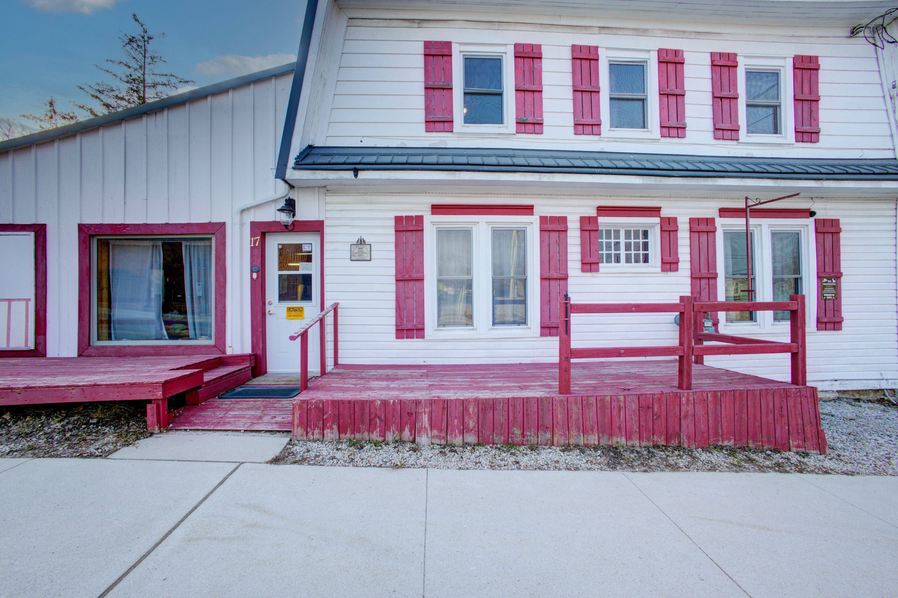 17 Arthur ST E, Minto, ON N0G 1Z0