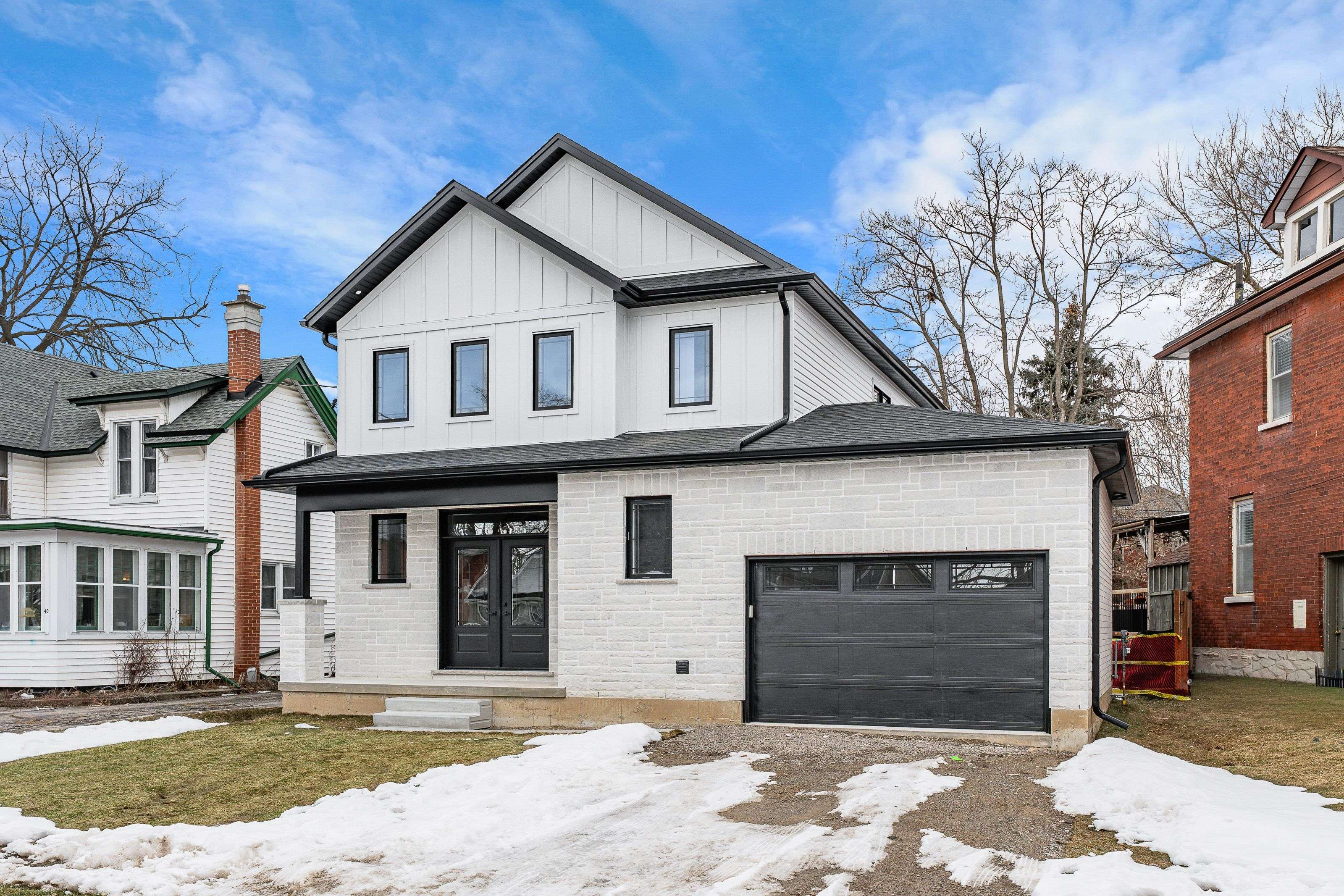 42 Rich AVE, Cambridge, ON N1R 2A5