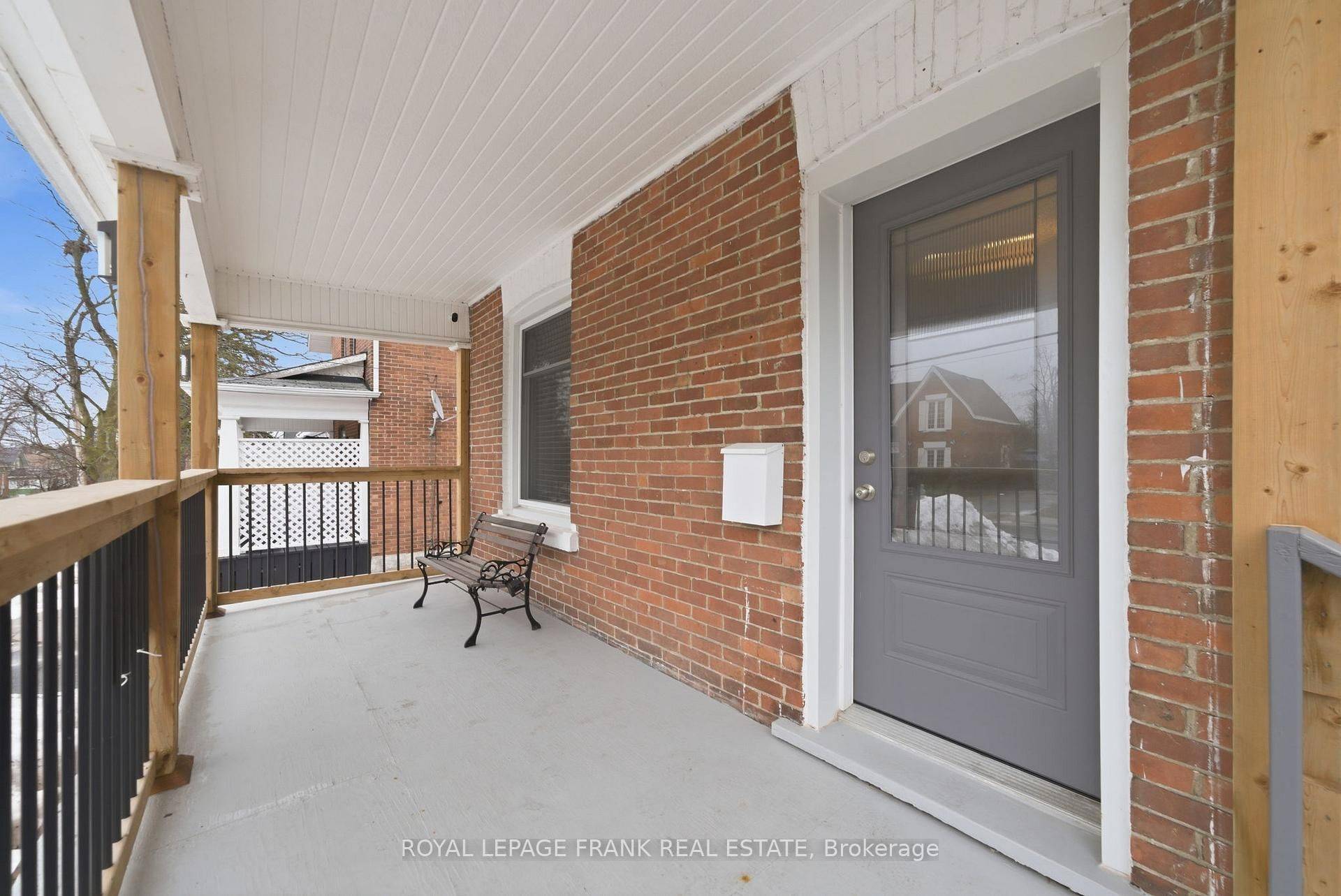 121 Durham ST W, Kawartha Lakes, ON K9V 2R3