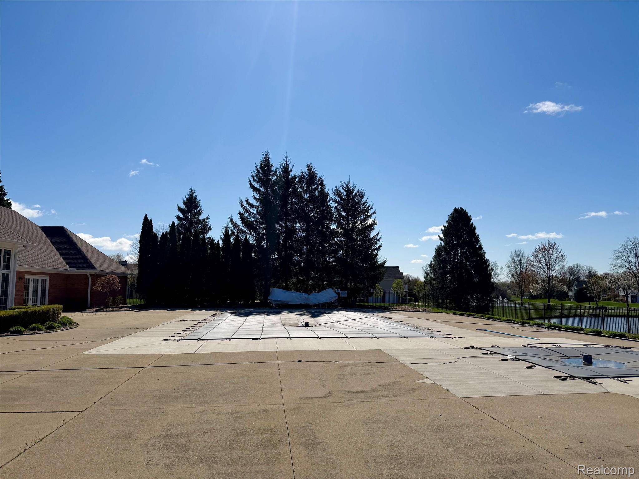 56567 Scotland BLVD, Shelby Charter Township, MI 48316