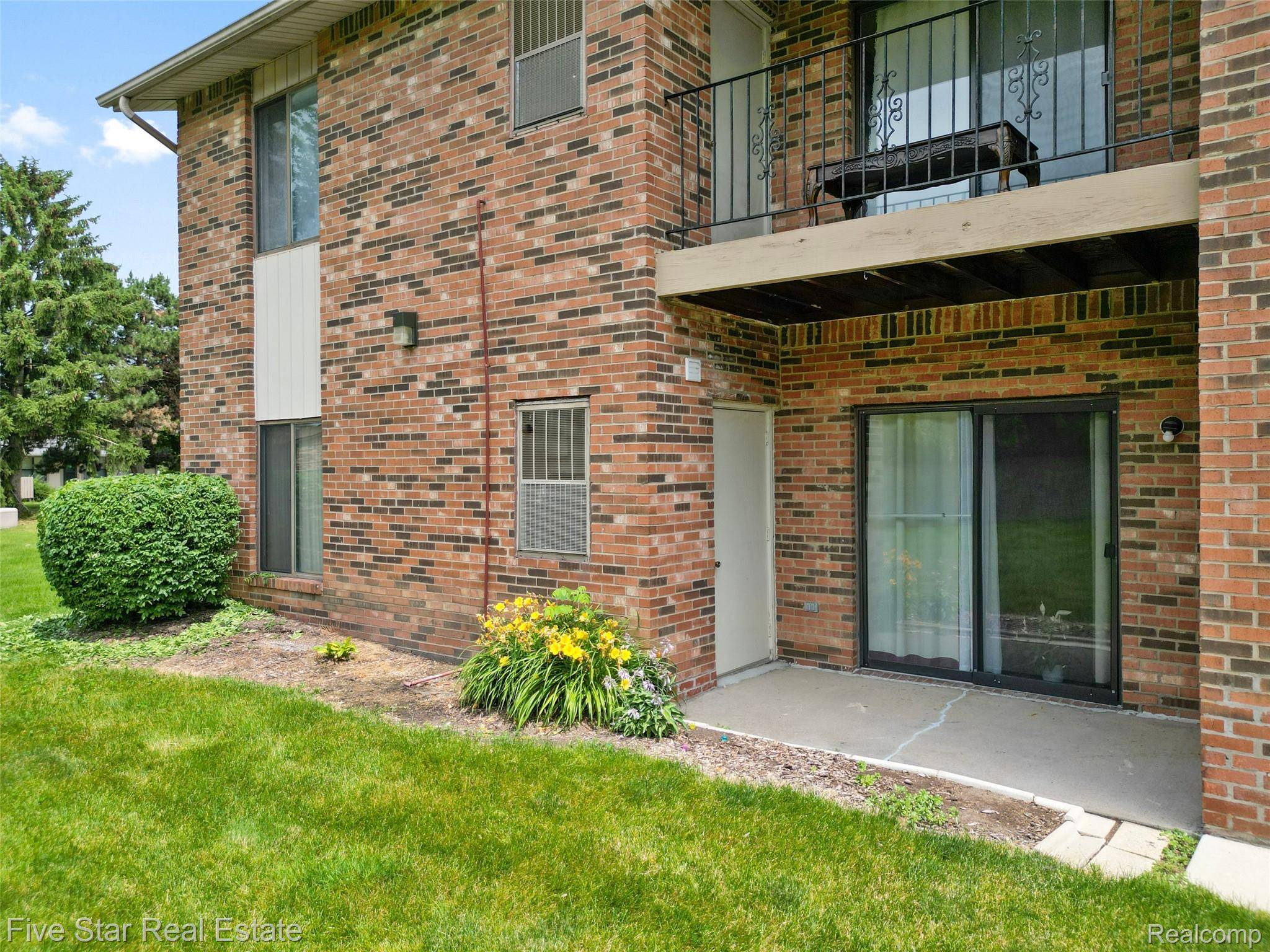 15012 Island DR, Sterling Heights, MI 48313