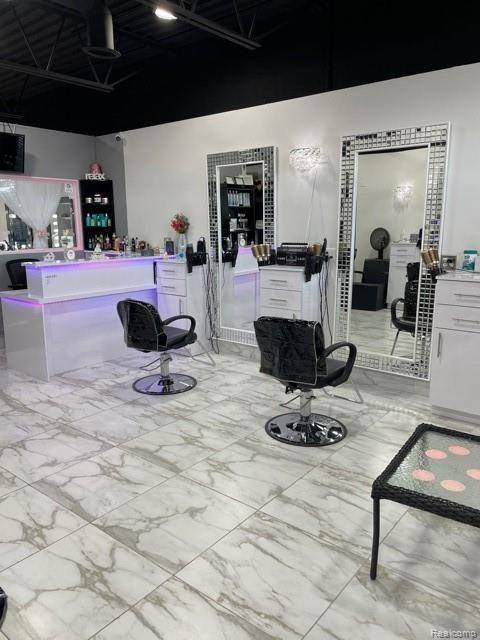 5734 TELEGRAPH RD, Dearborn Heights, MI 48127