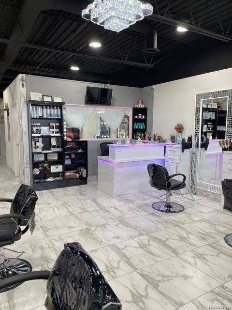 5734 TELEGRAPH RD, Dearborn Heights, MI 48127