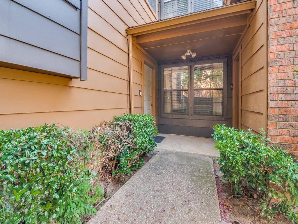 107 Brentwood Court, Irving, TX 75061