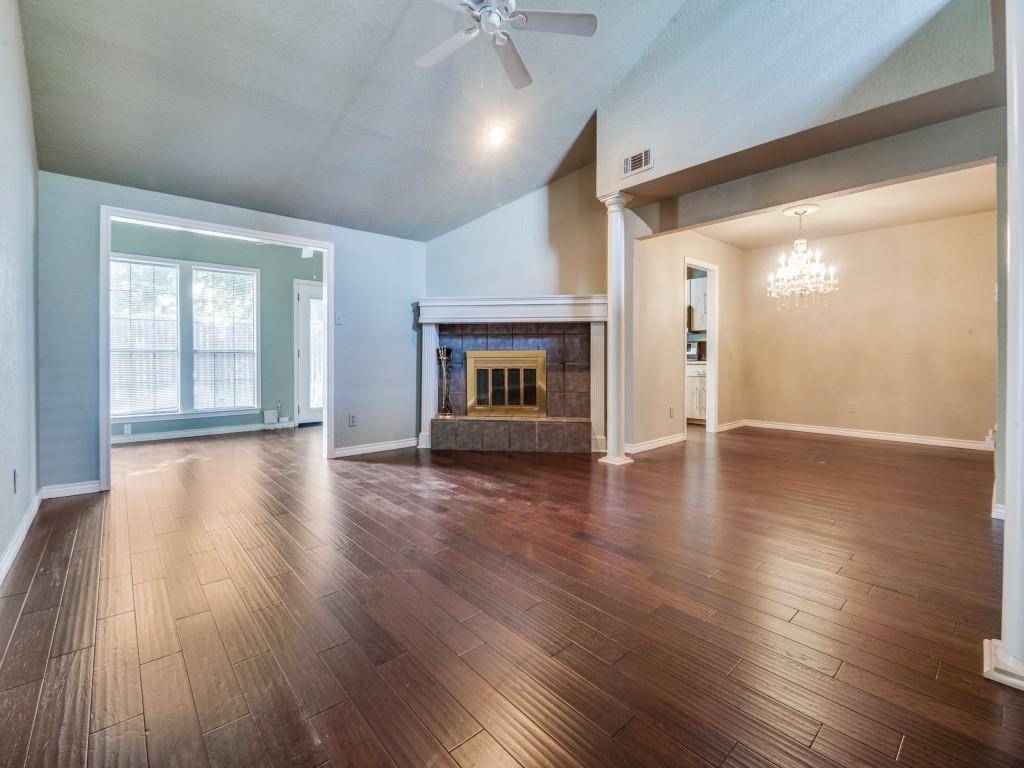 107 Brentwood Court, Irving, TX 75061