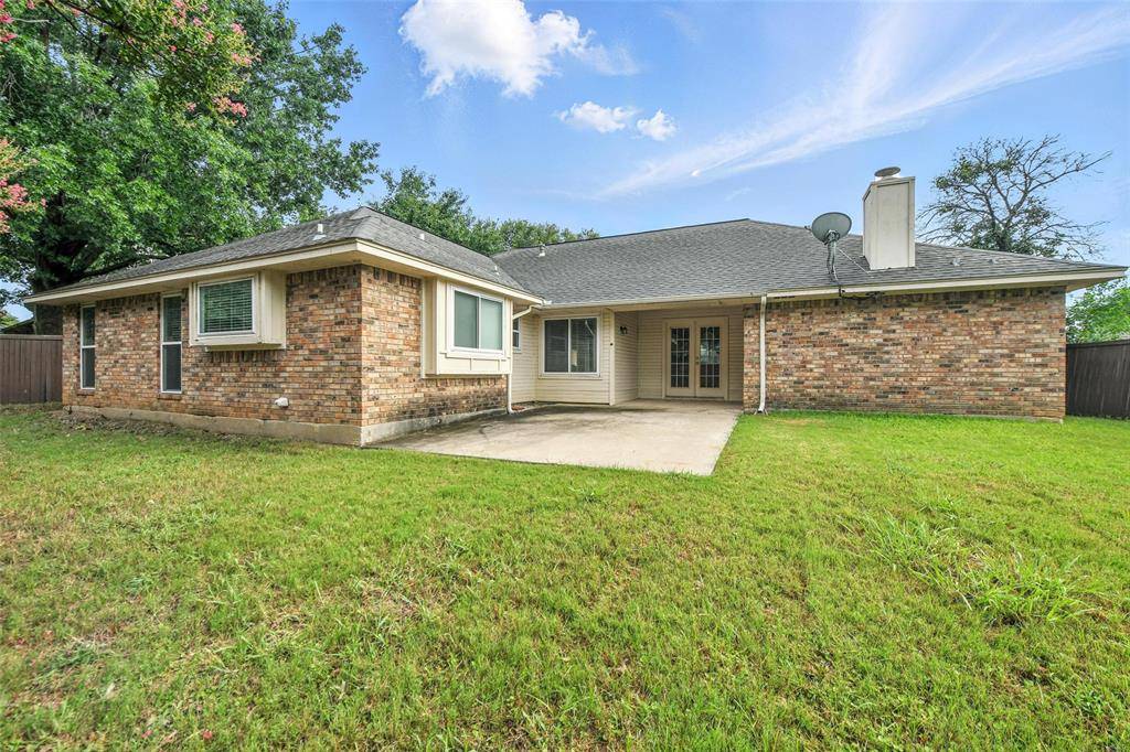 1208 Homestead Street, Flower Mound, TX 75028