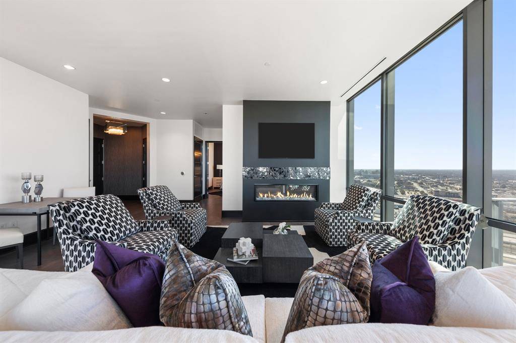 1301 Throckmorton Street #2601, Fort Worth, TX 76102